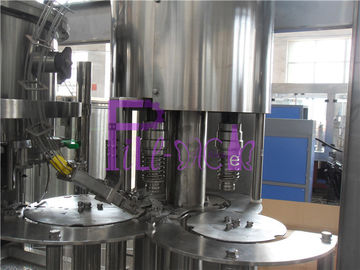 Contrôle 3 de PLC dans 1 machine de remplissage carbonatée de boissons pour des bouteilles d'ANIMAL FAMILIER