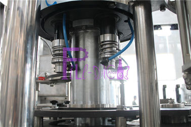 Machine de remplissage de bouteilles de sauce de soja 3000BPH avec le réservoir d'équilibre de conservation de la chaleur