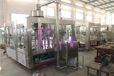 Équipement de mise en bouteilles commercial électrique 7.6kw de la machine de remplissage de jus/eau 330ml