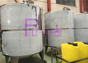 Système de traitement de l'eau minéral de filtration de stérilisateur UV avec des cuves de stockage de l'eau d'acier inoxydable
