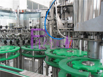 DCGF complètement automatique a carbonaté la machine de remplissage de boissons pour l'eau de seltz/bière