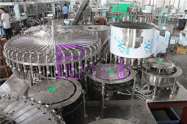 machine de remplissage de l'eau de bouteille 25000BPH avec le PLC de Siemens et deux morceaux de construction