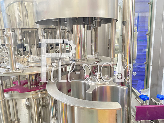 Ligne de machine de remplissage de bouteille en plastique à eau pure