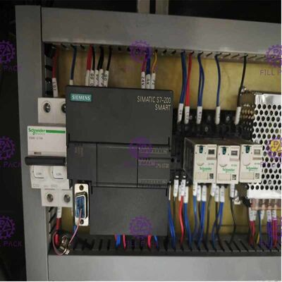 Machine à étiquettes 50BPM d'autocollant adhésif principal simple pour la bouteille ronde