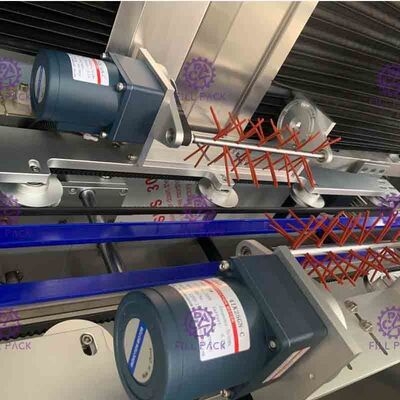 Machine à étiquettes de double bouteille principale automatique d'ANIMAL FAMILIER pour les deux labels de corps