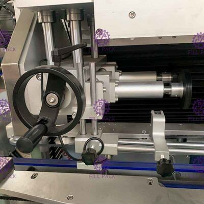 Machine à étiquettes de bouteille carbonatée de l'ANIMAL FAMILIER OPS de PVC avec la garantie de 1 an