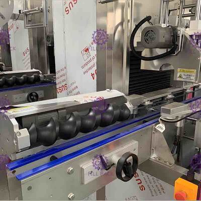 Machine à étiquettes de bouteille de jus