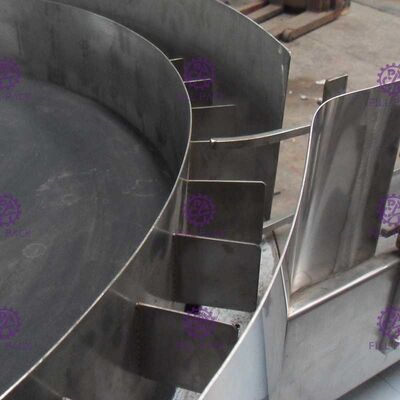 ANIMAL FAMILIER/petites bouteilles rondes en plastique s'chargeant de la machine/de équipement/de ligne/d'usine/du système