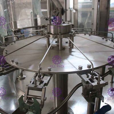 Machine de remplissage d'eau potable d'acier inoxydable pour la chaîne de production d'eau en bouteille