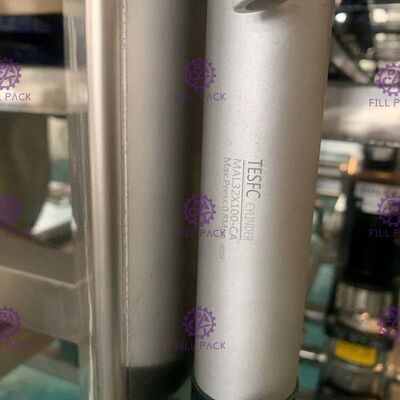 3 automatiques dans 1 ligne remplissante de l'eau avec la machine de cachetage de bouteille de gallon 600 barils/h