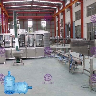 Le PLC commandent les machines de remplissage liquides avec le support de gallon d'acier inoxydable