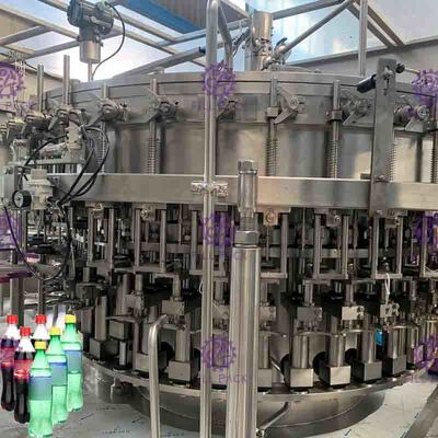 DCGF40-40-12 a carbonaté la machine de remplissage de boissons pour les bouteilles en plastique d'ANIMAL FAMILIER de couvercle à visser