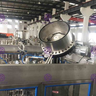 Monoblock 3 dans 1 machine de remplissage carbonatée de boissons de bouteille en verre