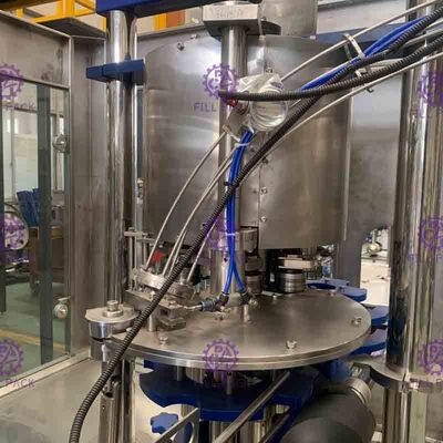 Boîte d'ANIMAL FAMILIER/en fer blanc a carbonaté la machine de remplissage de boissons, machine de capsulage remplissante complètement automatique
