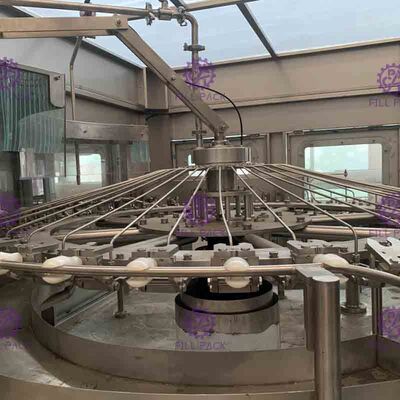Boisson d'ANIMAL FAMILIER de machine de remplissage/eau carbonatées Monoblock de gaz stérilisées par antiseptique