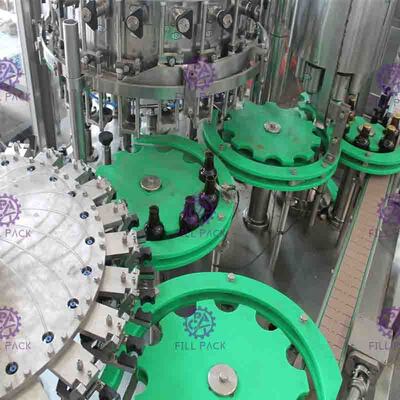 3 dans 1 machine remplissante de lavage de cachetage de bière de bouteille en verre, ligne remplissante de bière de bouteille