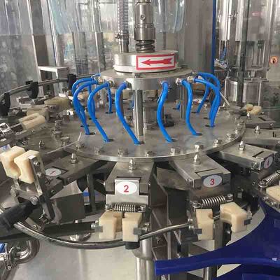 Machine carbonatée aseptique de remplisseur de bouteille de boissons de machine de remplissage de bière de Monoblock