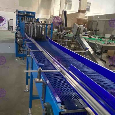 Emballage linéaire complètement automatique de rétrécissement pour l'équipement en plastique d'emballage de bouteille avec les films imprimés