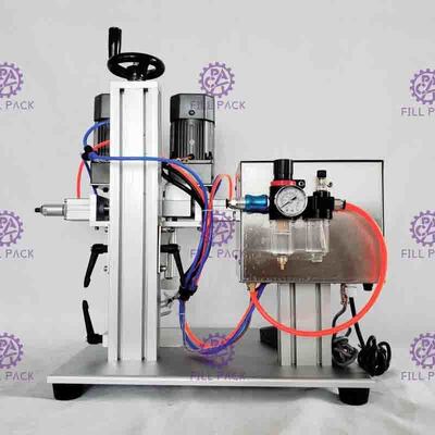Machine de capsulage de vis pneumatique de bureau semi automatique pour la bouteille de plastique de jet