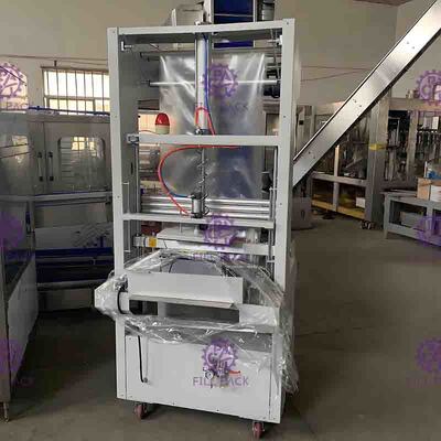 Machine à emballer semi automatique de bouteille de rétrécissement pour la bouteille en plastique de petite capacité