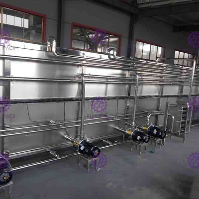 Ligne couche de remplissage à chaud d'isolation thermique de vapeur de stérilisateur de machine à emballer de bouteille