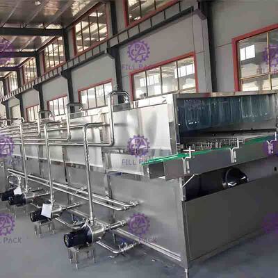Ligne couche de remplissage à chaud d'isolation thermique de vapeur de stérilisateur de machine à emballer de bouteille