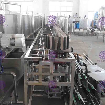 Système en plastique inverse 8000BPH de stérilisateur de bouteille pour la chaîne de production assaisonnée de jus