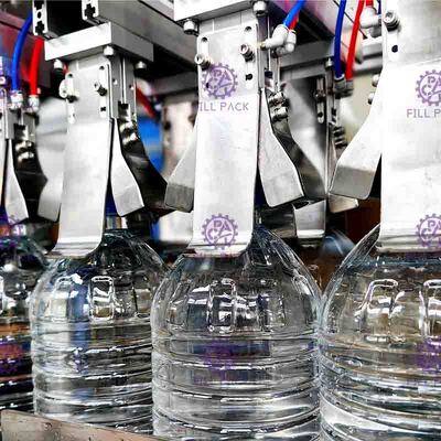 Machine à emballer pneumatique/électrique de bouteille, carton formant l'équipement