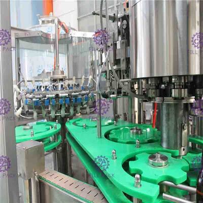 Verre en plastique 3 d'ANIMAL FAMILIER de vin de jus de l'eau carbonatée dans 1 machine d'embouteillage/équipement/ligne/usine/système Monobloc