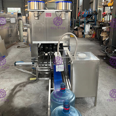 Machine de remplissage aseptique automatique de l'eau