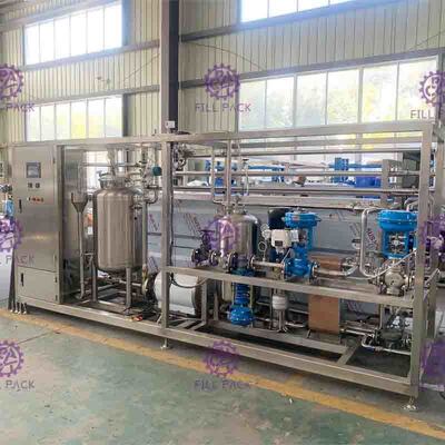 Boisson aromatisée Juice Mixing Processing Line 7000L/H avec le stérilisateur de plat UHT
