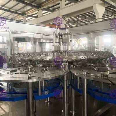 15000BPH 3 dans 1 machine de remplissage potable pure de l'eau de bouteille d'ANIMAL FAMILIER de Monoblock produisant l'acier inoxydable 304 d'équipement