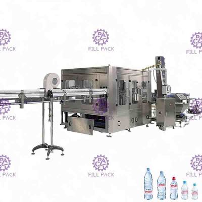 Ligne de machine de remplissage de bouteille en plastique à eau pure