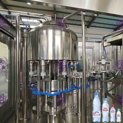 Petit équipement remplissant 3 de l'eau de bouteille d'ANIMAL FAMILIER automatique dans 1/Monoblock Aspetic 2000ml