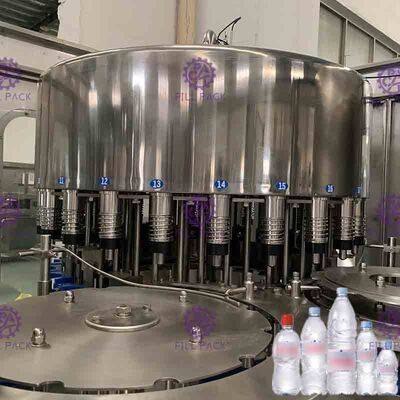 3 dans 1 rinçage en plastique de capsulage remplissant de bouteille de la machine 10000BPH de l'eau minérale de Monoblock
