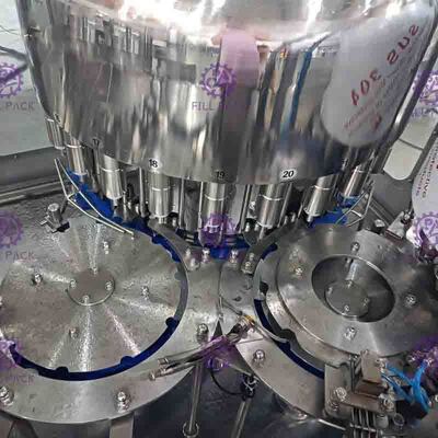 Bouteilles de la machine de remplissage de l'eau minérale de Full Auto 8000 par vitesse d'heure