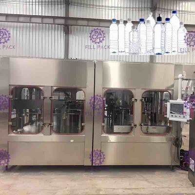 Machine de remplissage liquide semi automatique remplissante de 46 becs avec la pompe à vide