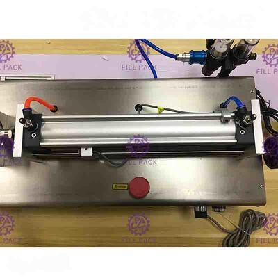 machine de remplissage pneumatique de liquide de pâte de la tête 0.6mpa simple