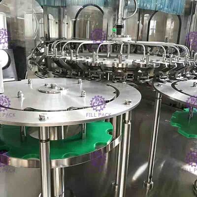 4 automatiques en 1 granule de fruit de pulpe de Monoblock de bouteilles d'ANIMAL FAMILIER de Juice Filling Machine