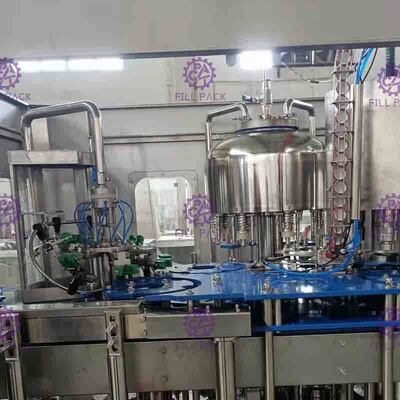 3 automatiques dans 1 TORSION orange de Juice Filling Equipment With de granule de pulpe OUTRE de couvercle à visser