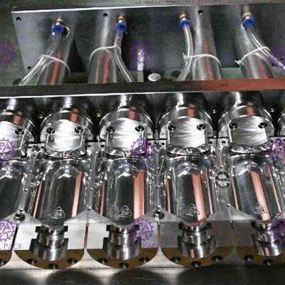 Cavités en plastique de la machine 8000BPH 6 de soufflage de corps creux de bouteille d'ANIMAL FAMILIER automatiques pour le boire