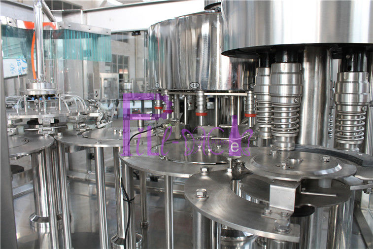 machine de remplissage de bouteilles 8000BPH liquide 3 dans 1 machine de capsulage remplissante de rinicage