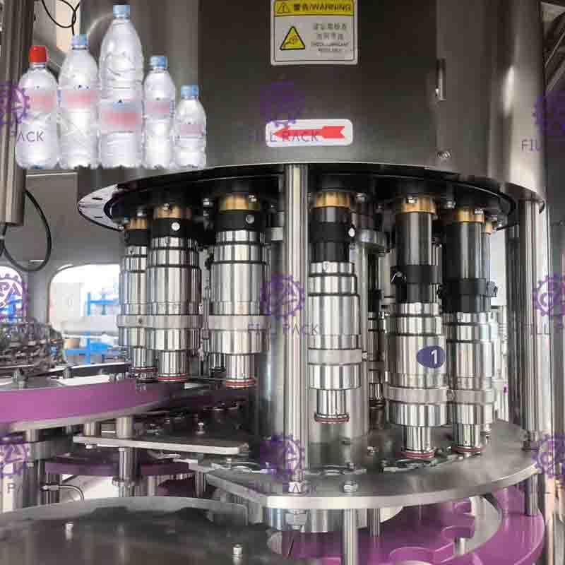 L'eau de bouteille potable pure d'ANIMAL FAMILIER 3 dans 1 équipement industriel de Monoblock/usine/machine/système/ligne