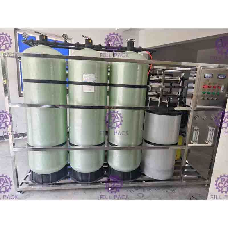 Petit type système de RO de l'eau de fibre de verre pour la chaîne de production de l'eau de bouteille