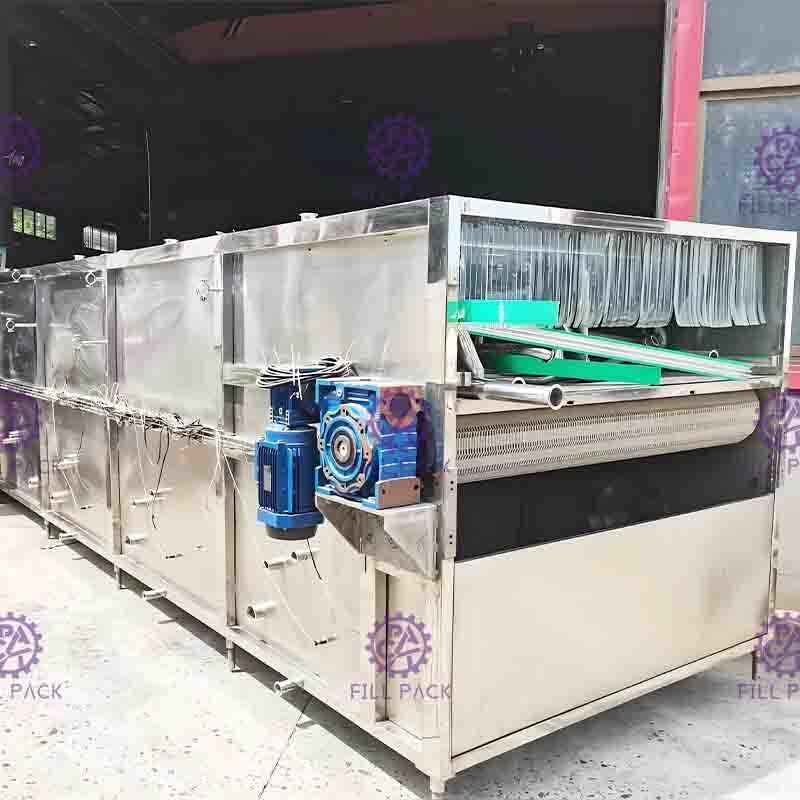Système électrique de machine à emballer de bouteille de stérilisateur, système en plastique de réservoir de recyclage de ceinture d'ingénierie