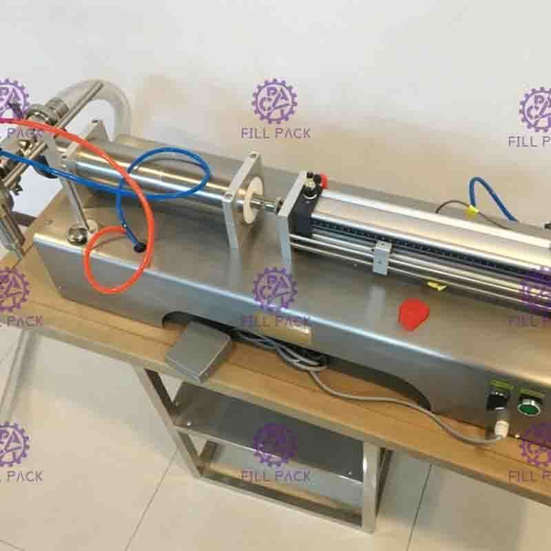 Opération facile à grande vitesse Semi-automatique liquide principale simple de machine de remplissage